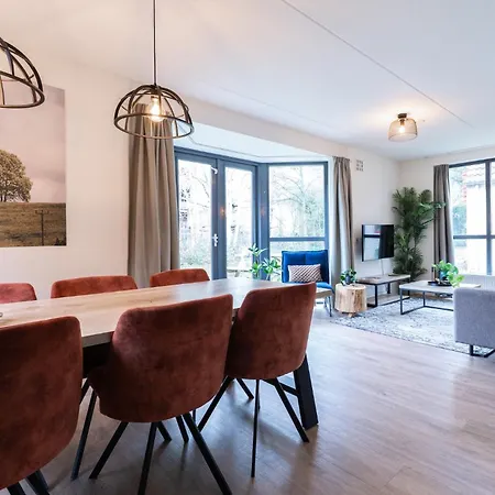 Newly Refreshed Family-stay For 7 By The *