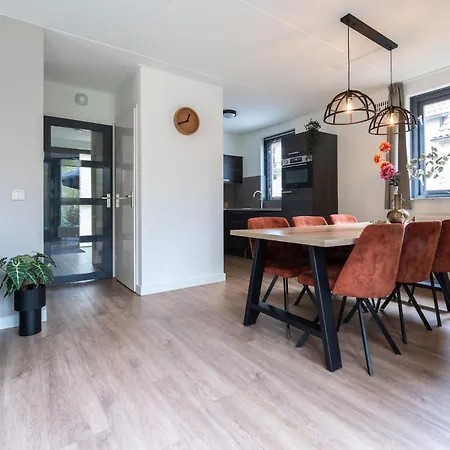 Newly Refreshed Family-stay For 7 By The Hébergement de vacances Ewijk