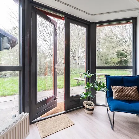 Newly Refreshed Family-stay For 7 By The Hébergement de vacances