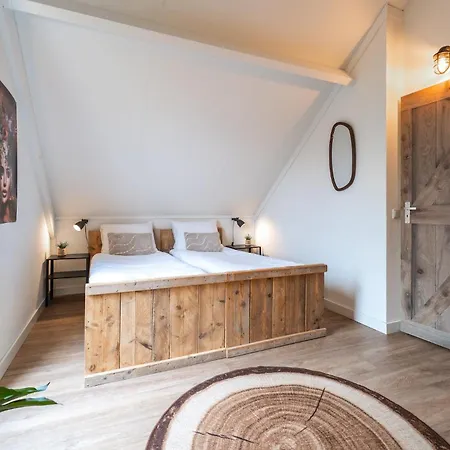 Newly Refreshed Family-stay For 7 By The Hébergement de vacances *
