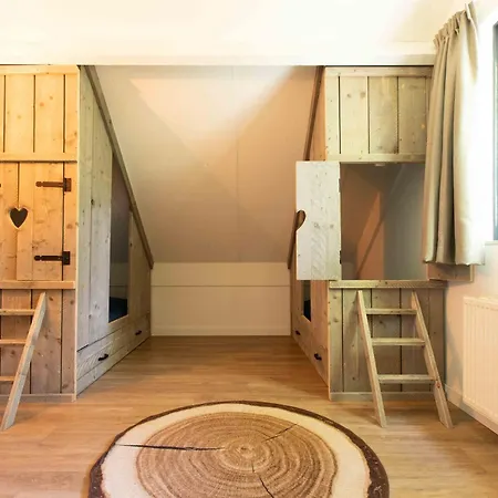 Newly Refreshed Family-stay For 7 By The *