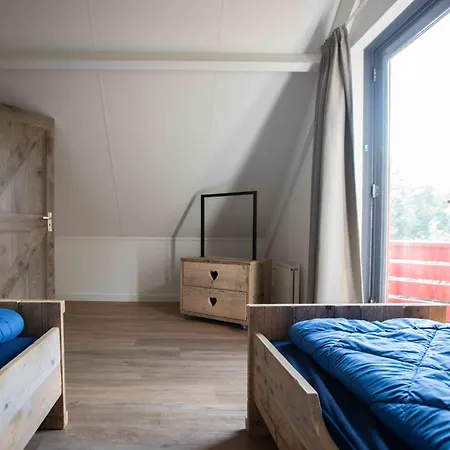 Hébergement de vacances Newly Refreshed Family-stay For 7 By The Ewijk